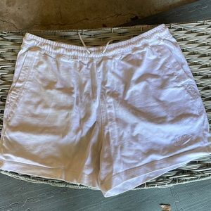 Nike Shorts - L